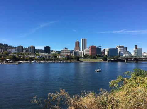 Willamette River by Portland, Oregon